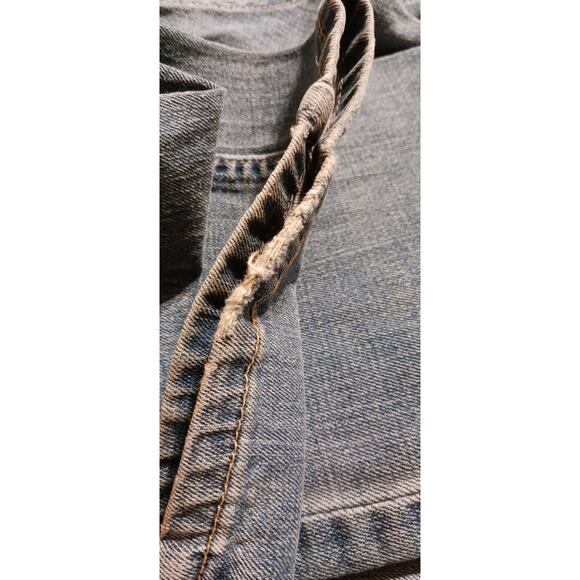 Signature Levi Strauss Womens LowRise Bootcut 28Wx29L end seams distressed - Picture 8 of 10